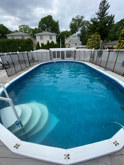 Logo of Familia Pools LLC