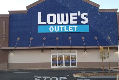 Logo of Loweโs Outlet Store