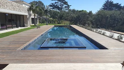 Logo of Superior Pools & Spas