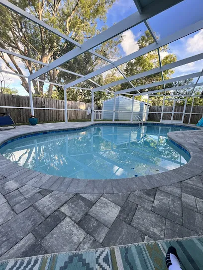 Logo of Top Gunn Pools Inc